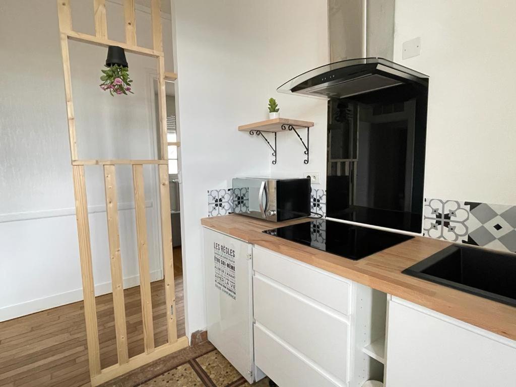 Domfront-Bnb : Chic & Confort Domfront  Exterior foto